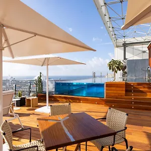 Romeo 5*, Naples Italie